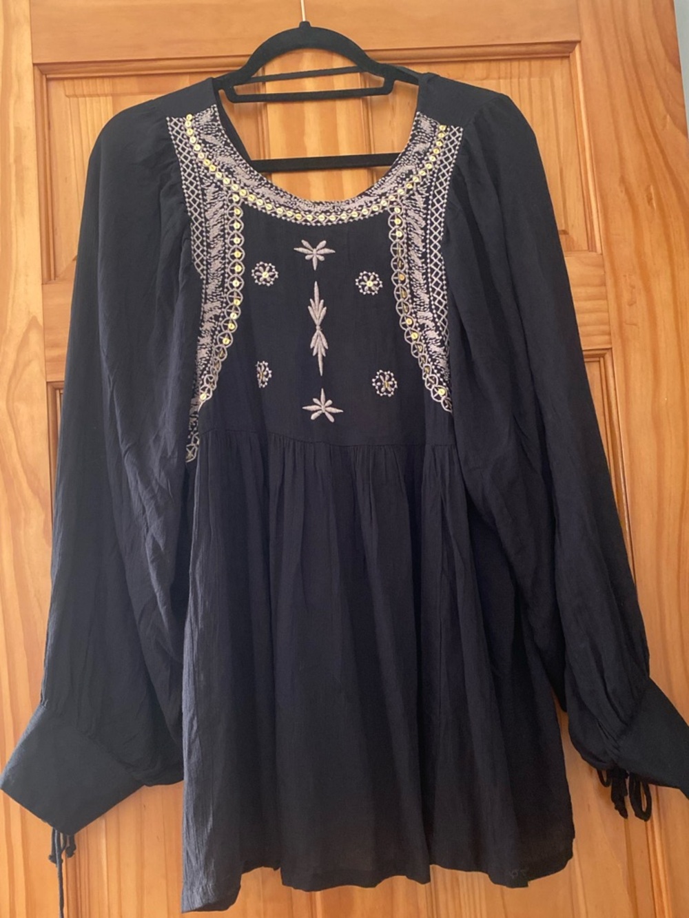 Annandale Embroidered Peasant Blouse Black Boho Tunic Sequin Detail M